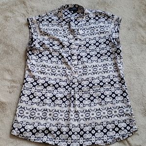 THE LIMITED sleeveless blouse top